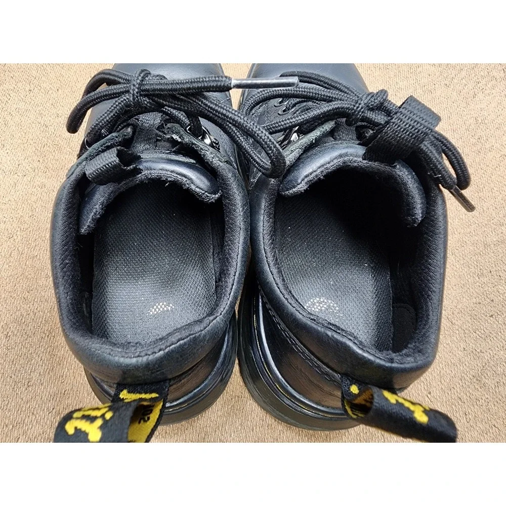 Dr. Martens product pair